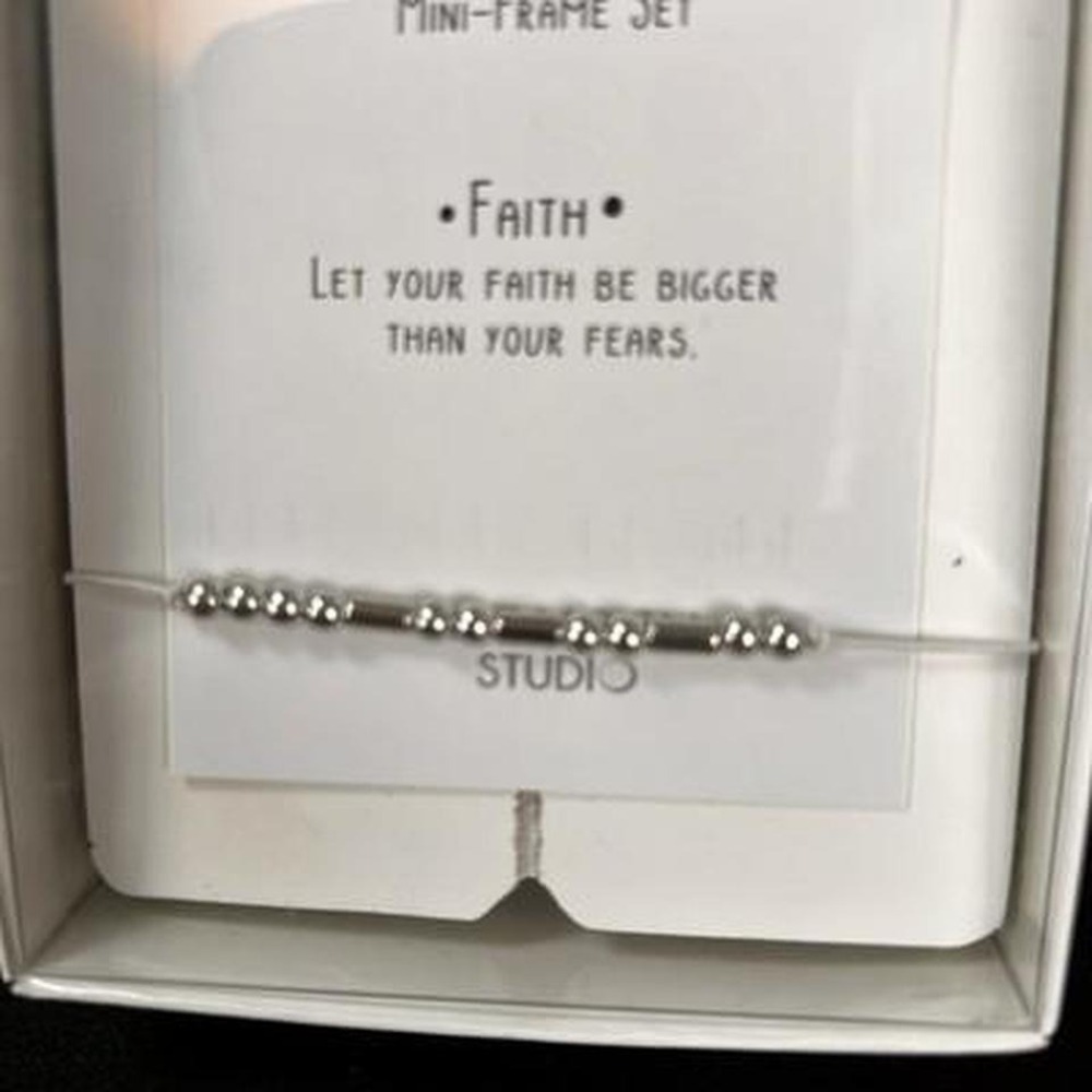 New View Morse Code Bracelet & Mini-Frame Set Faith White Silver NEW - Picture 2 of 8